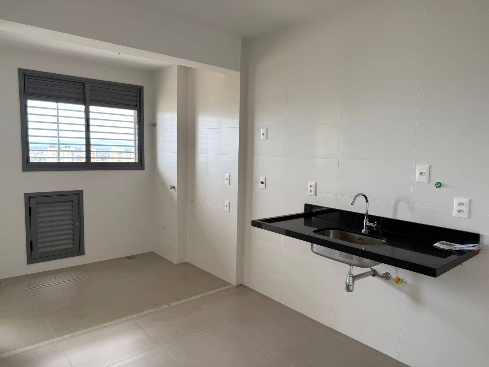 Apartamento à venda com 3 quartos, 105m² - Foto 6